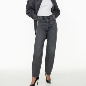 Aritzia Denim Forum The '80s Jody Hi-rise Baggy Taper Jean Black